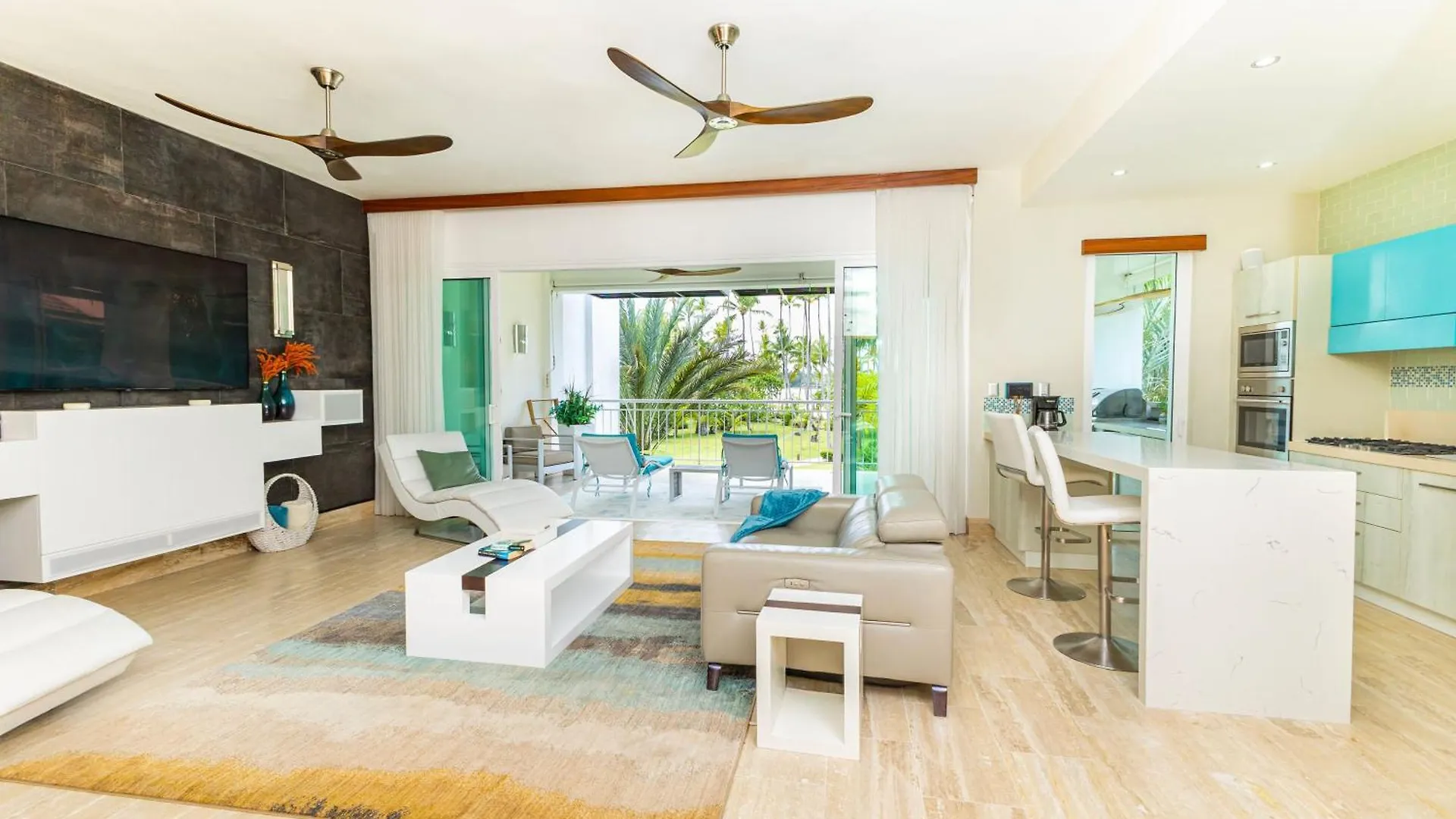 Luxury Beachfront 2Br Apt -Prime Location In Playa Bonita Las Terrenas Apartman